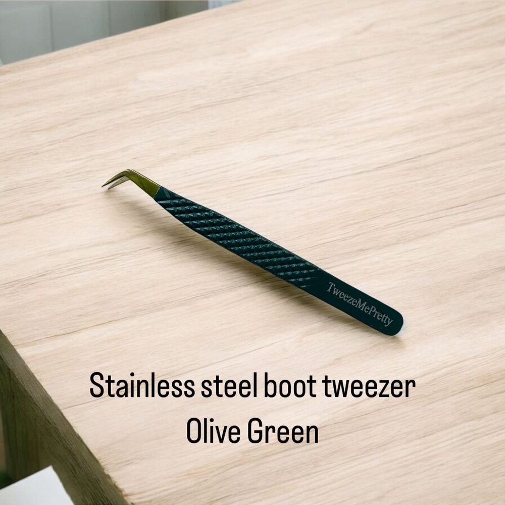 Boot fanning tweezer